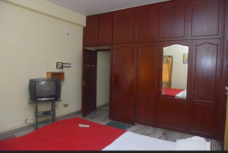 Padmavathi Family Guest House วิสาขปัตนัม ภายนอก รูปภาพ